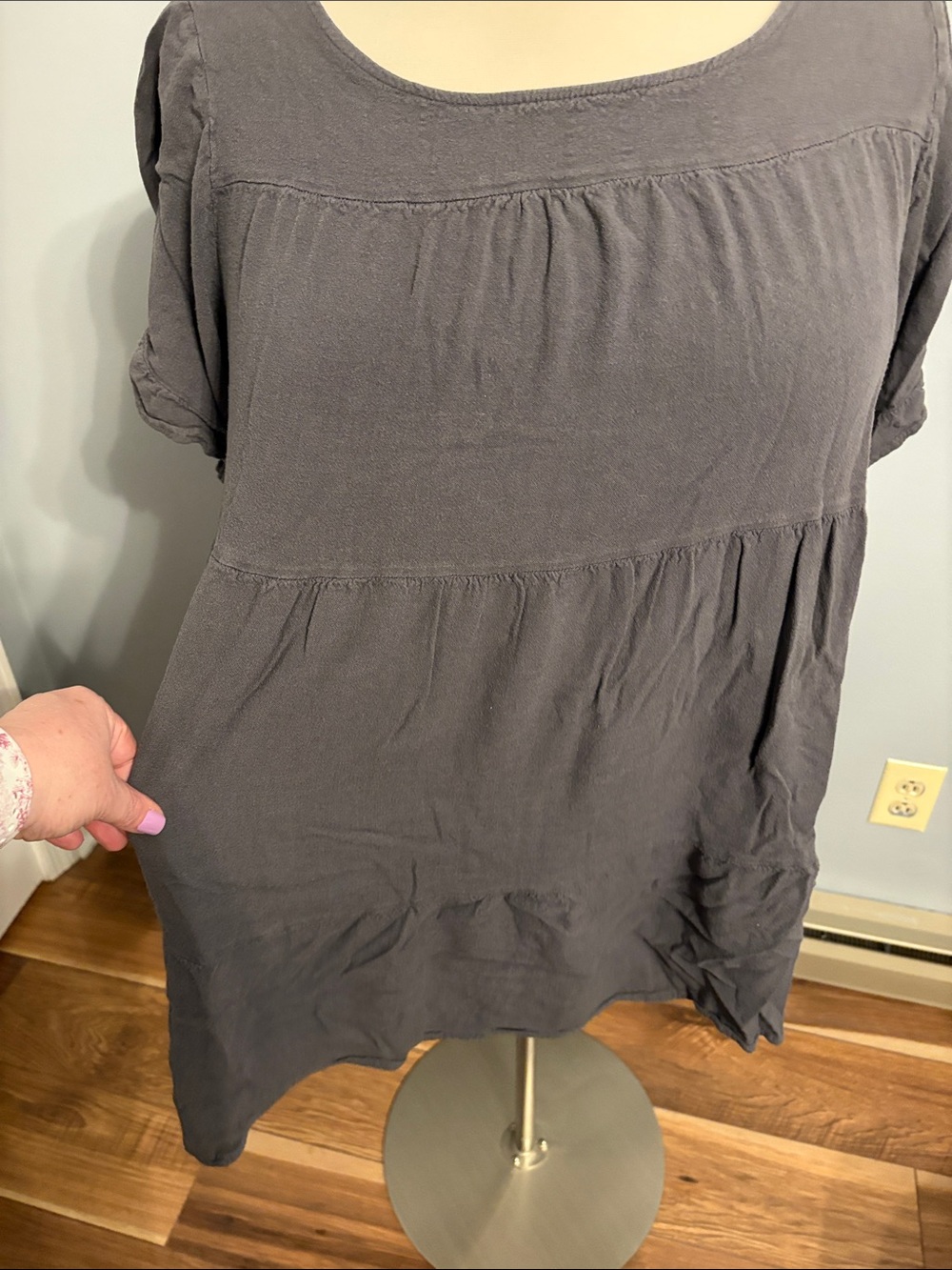 torrid Charcoal Short-Sleeve Tunic - size 4 - Picture 3 of 6